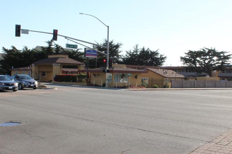 Surestay Hotel By Best Western Seaside Monterey Exterior photo