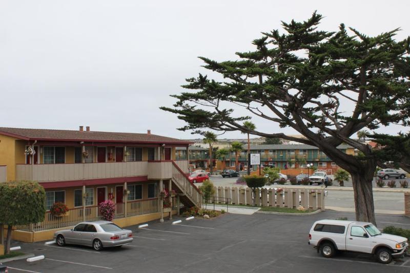 Surestay Hotel By Best Western Seaside Monterey Exterior photo